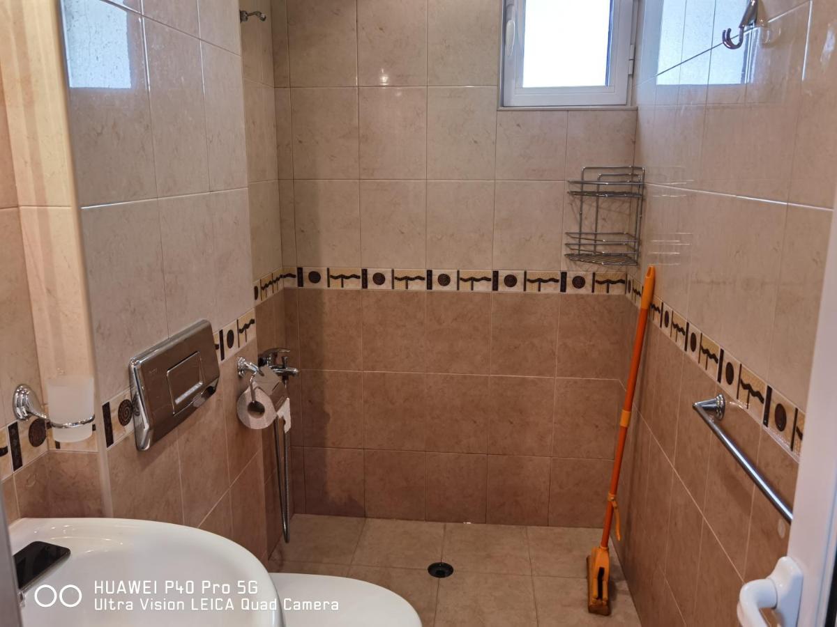 Апарт Хотел Мелани Plovdiv Ngoại thất bức ảnh